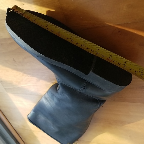 🇨🇦Roots Leather Boots- Back Zip- RARE - Picture 11 of 14